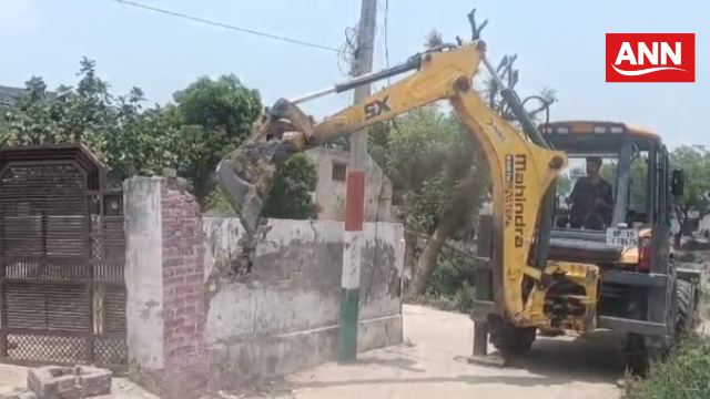 एनजीटी के आदेश पर चला पीला पंजा