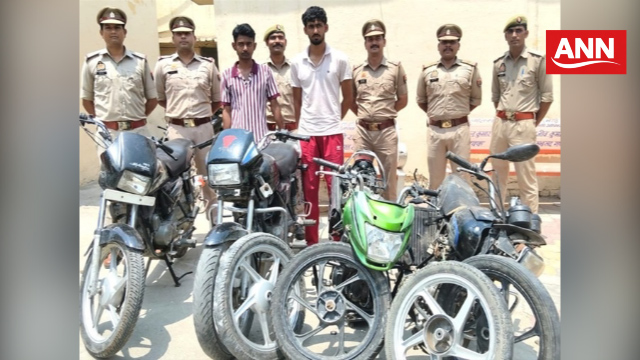 बरामद चोरी की बाइक के साथ वाहन चोर