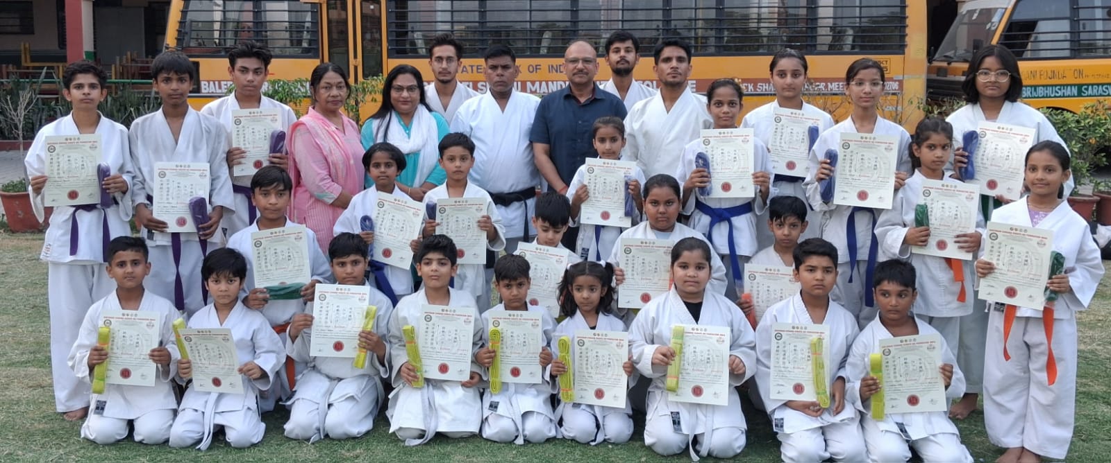 मेरठ में कराटे कलर बेल्ट एग्जाम का आयोजन
