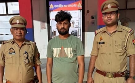 पुलिस गिरफ्त में 25000 का इनामी