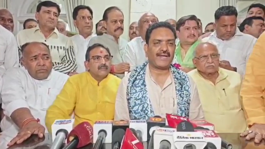 मेरठ पहुंचे प्रभारी मंत्री असीम अरुण, कानून व्यवस्था और विकास पर दिया बड़ा बयान