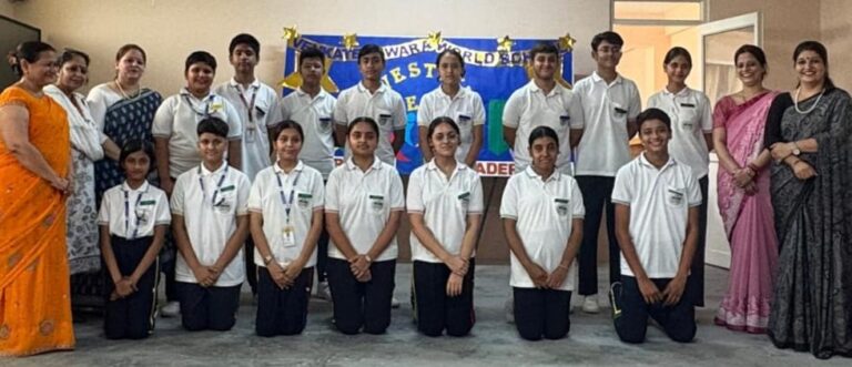 छात्र परिषद कार्यक्रम में शामिल विद्यार्थी एवं शिक्षिकाएं