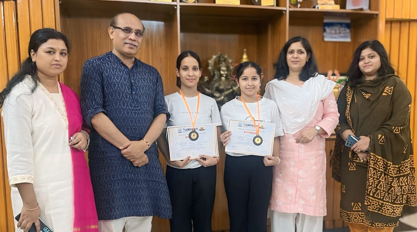 महाविद्यालय की प्राचार्य प्रो. निवेदिता ने छात्राओं प्रोत्साहित किया