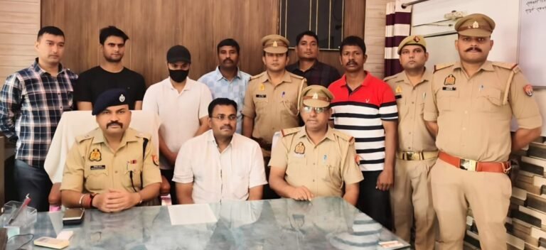 पुलिस गिरफ्त में हत्यारोपी