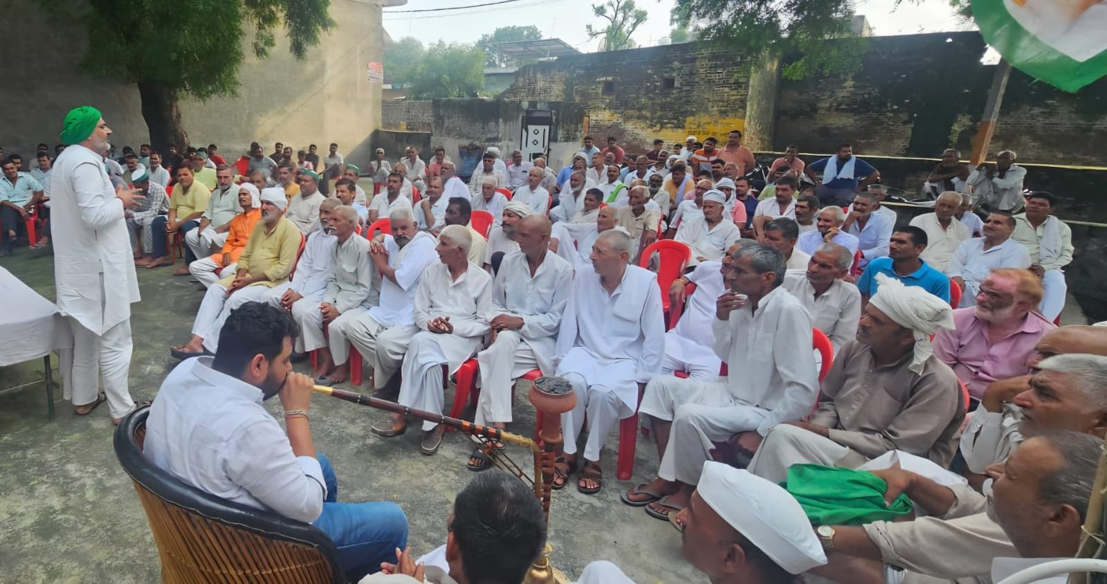 महापंचायत को लेकर शहरी ग्रामीण क्षेत्रों में जनसंपर्क एवं सभाओं का अभियान