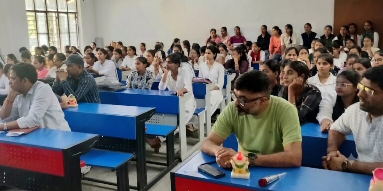 दौराला राजकीय महिला पॉलिटेक्निक में नवप्रवेशित छात्राओं के लिए ओरिएंटेशन कार्यक्रम आयोजित