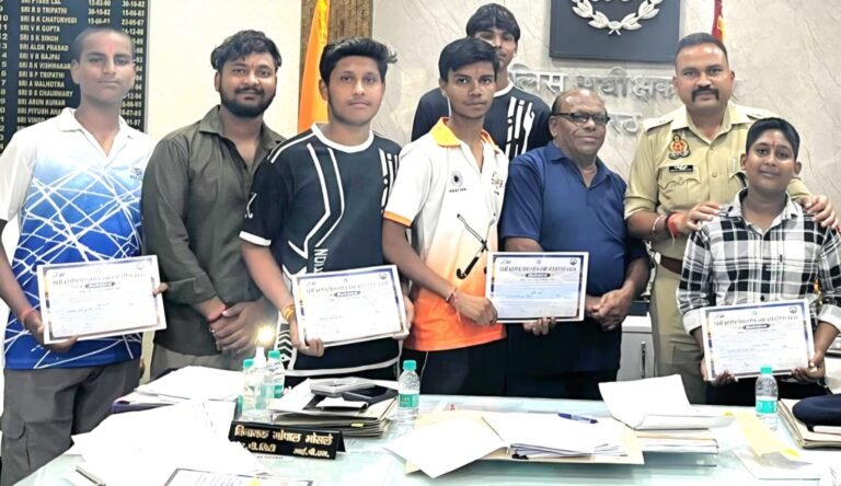 एसपी सिटी ने बढ़ाया खिलाड़ियों का हौसला