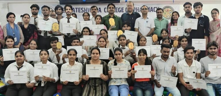 वेंकटेश्वरा ग्रुप ऑफ इंस्टीट्यूशंस में आयोजित पोस्टर प्रतियोगिता में शामिल विद्यार्थी