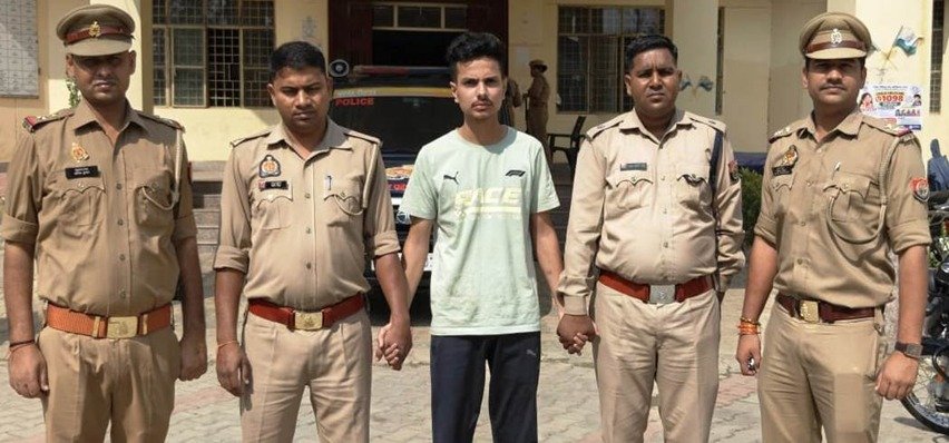 गोवध एवं पुलिस पार्टी पर फायरिंग का आरोपी 25000 इनामी पुलिस गिरफ्त में