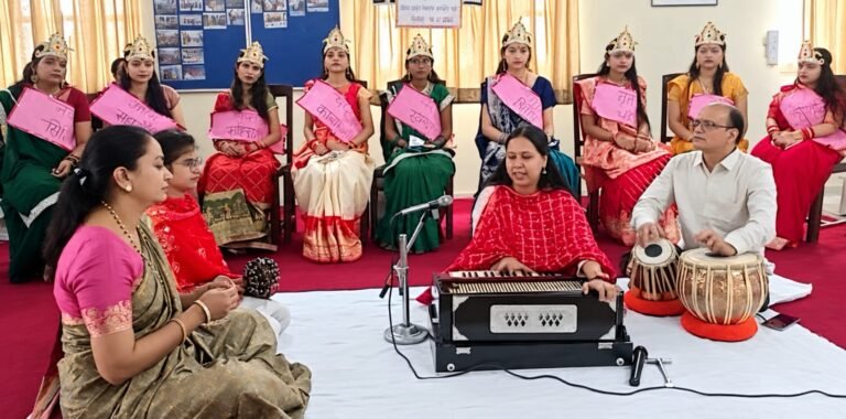 रघुनाथ गर्ल्स पीजी कॉलेज में ‘नवरात्रि शक्ति पर्व’ का आयोजन