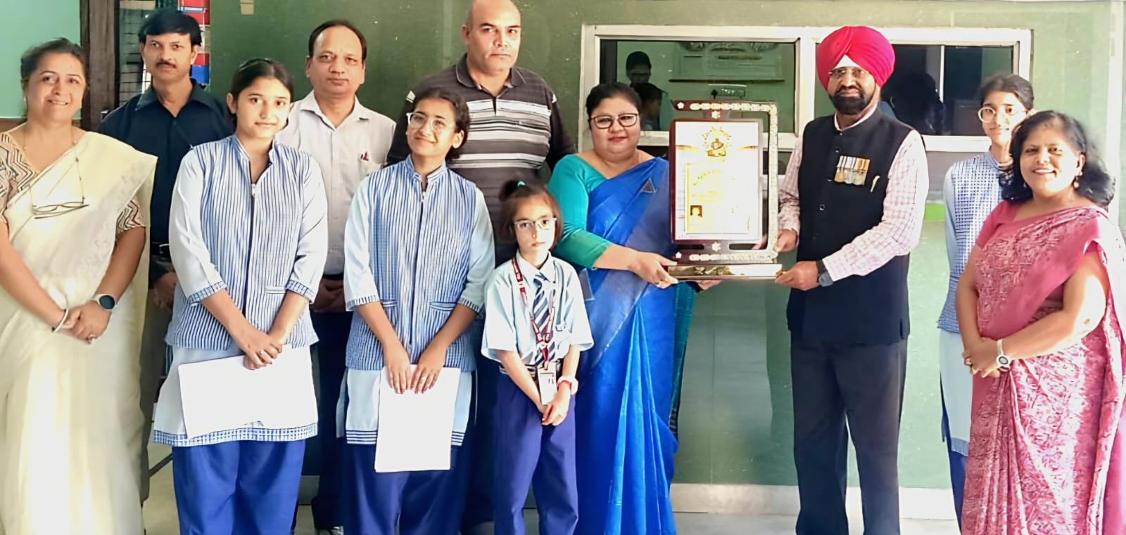आलसेंट स्कूल में आधार कार्ड शिविर आयोजित
