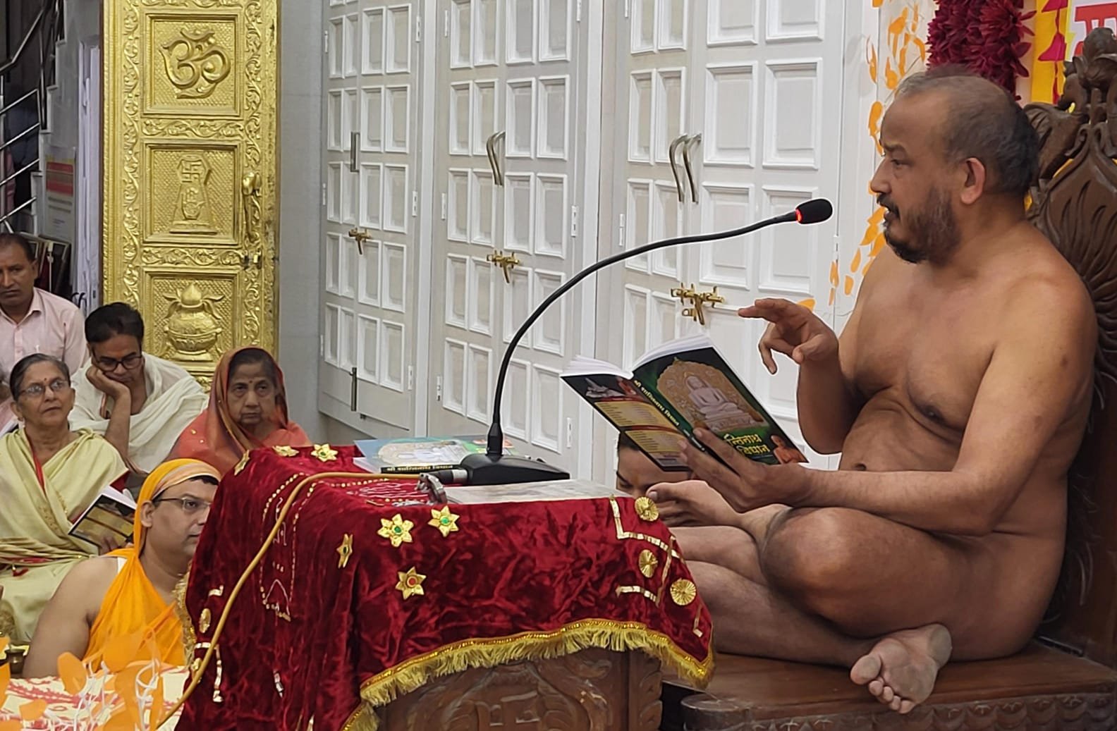 आचार्य श्री सौरभ सागर जी मुनिराज